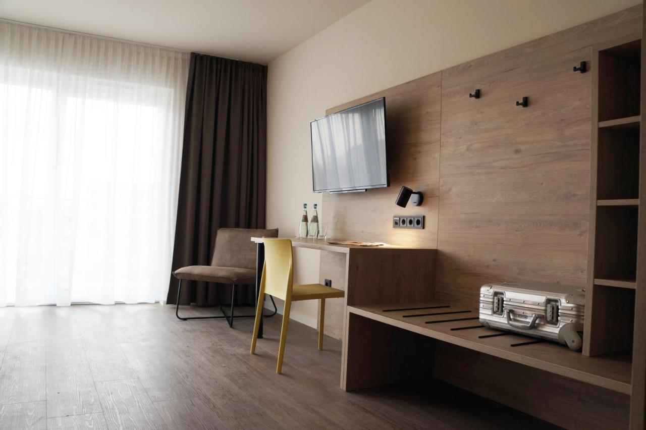 Atlas Hotel Ettenheim-Rust エクステリア 写真